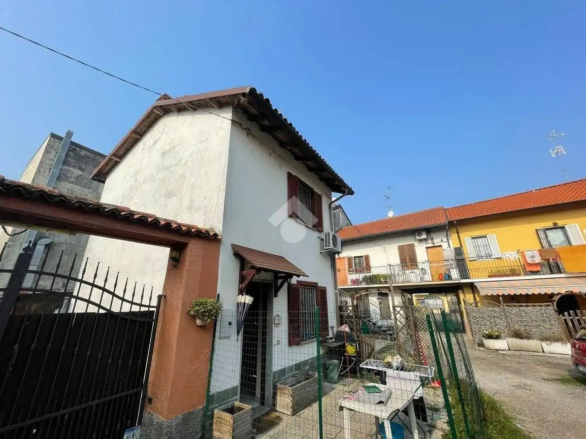 Terratetto unifamiliare via san protaso 18, Casorate Primo - foto 3