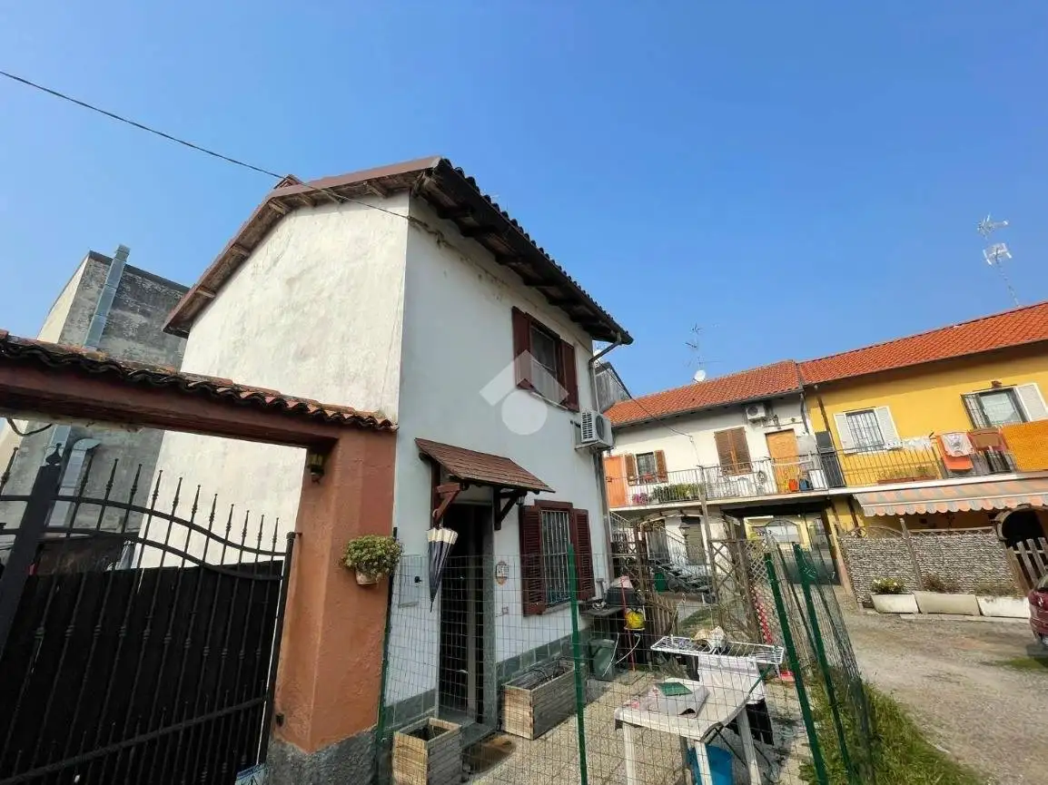 Terratetto unifamiliare via san protaso 18, Casorate Primo - foto 4