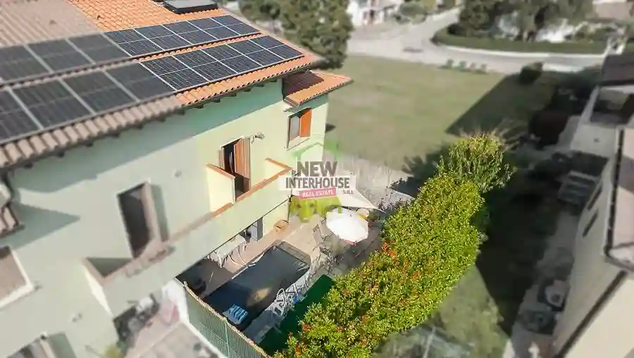 Villetta a schiera - foto 2