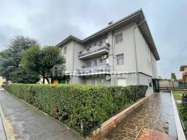 Appartamento in vendita a Ghisalba