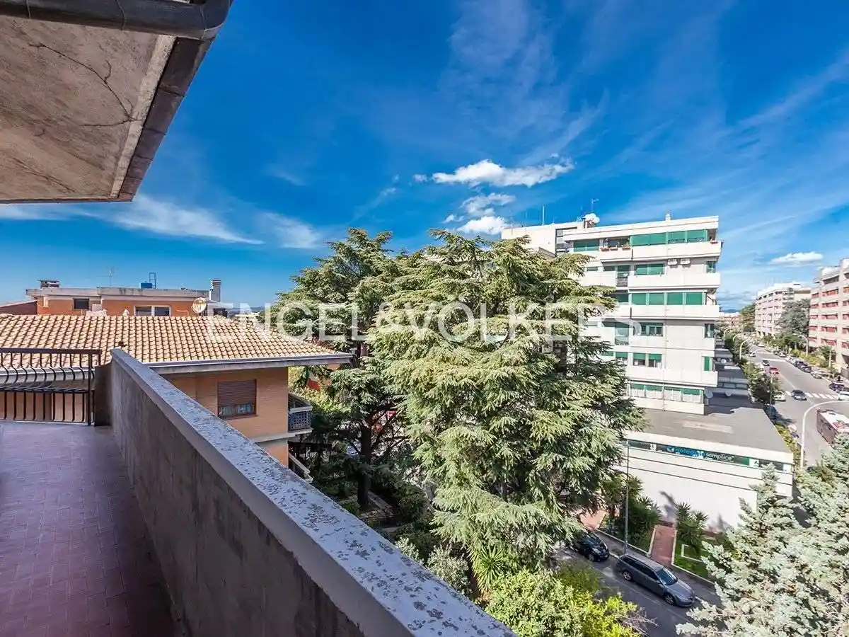 Appartamento in vendita a Roma