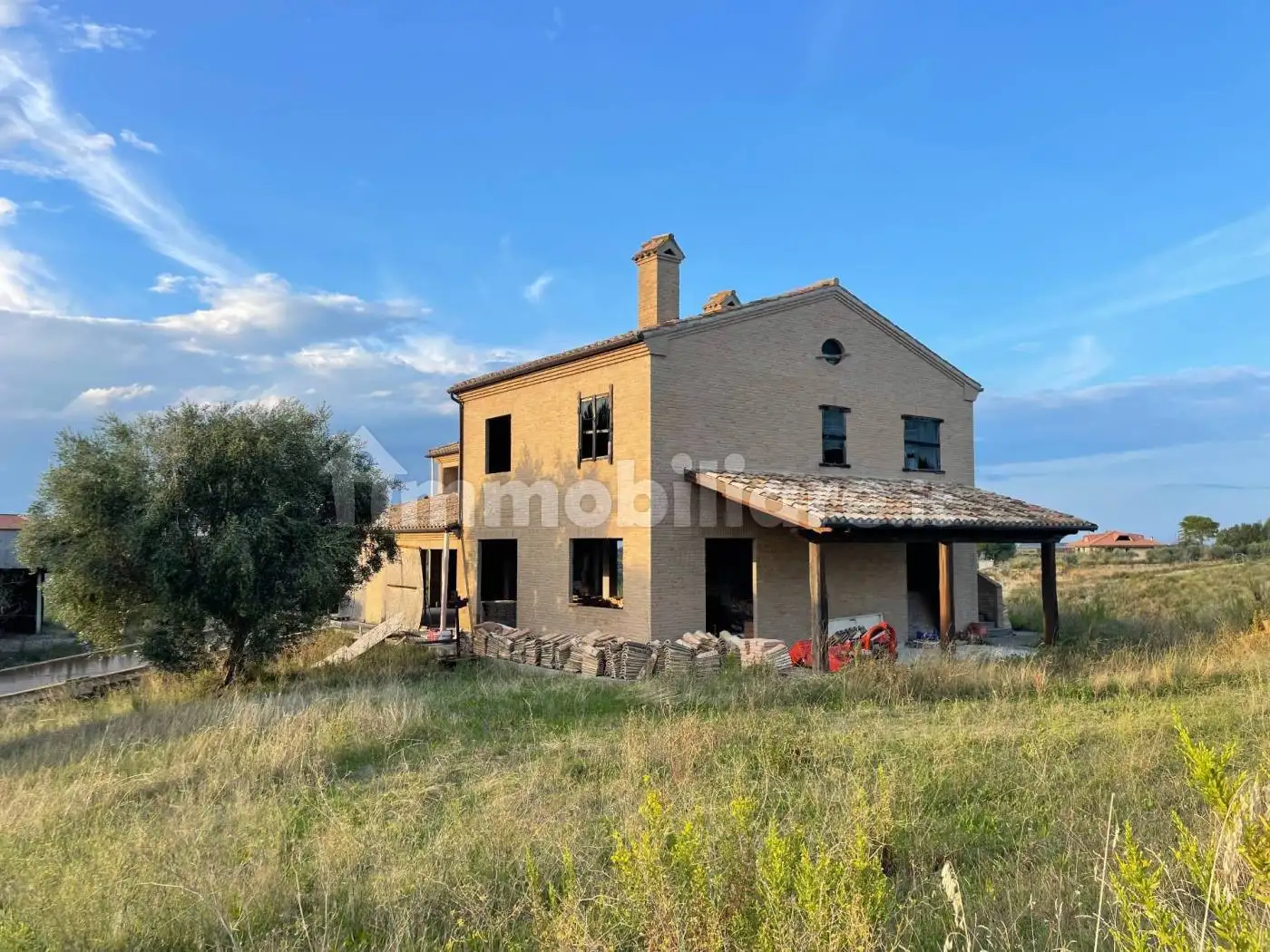 Rustico - Casale in vendita a Cupra Marittima