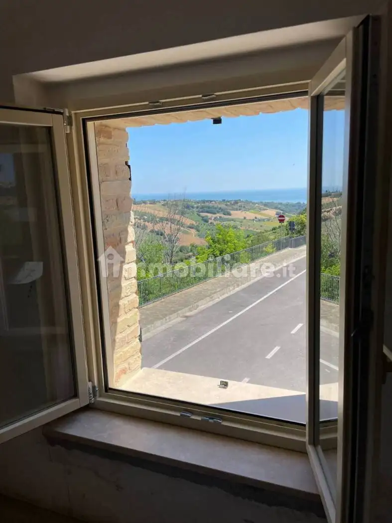 Terratetto unifamiliare 100 m², ottimo stato, Centro, Altidona - foto 2