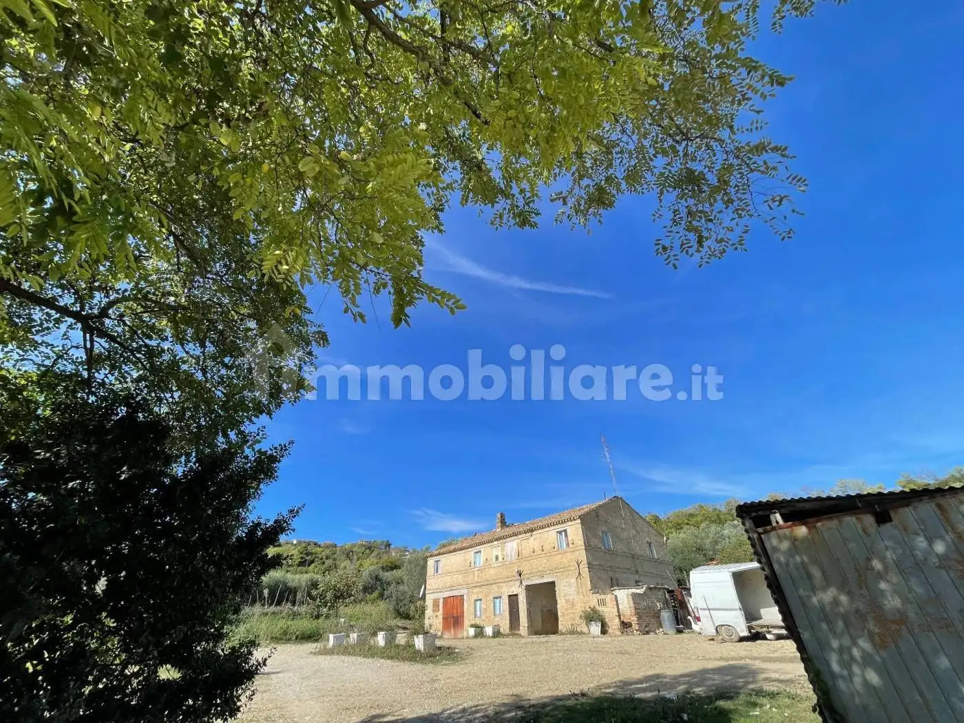 Rustico, da ristrutturare, 350 m², Altidona - foto 3
