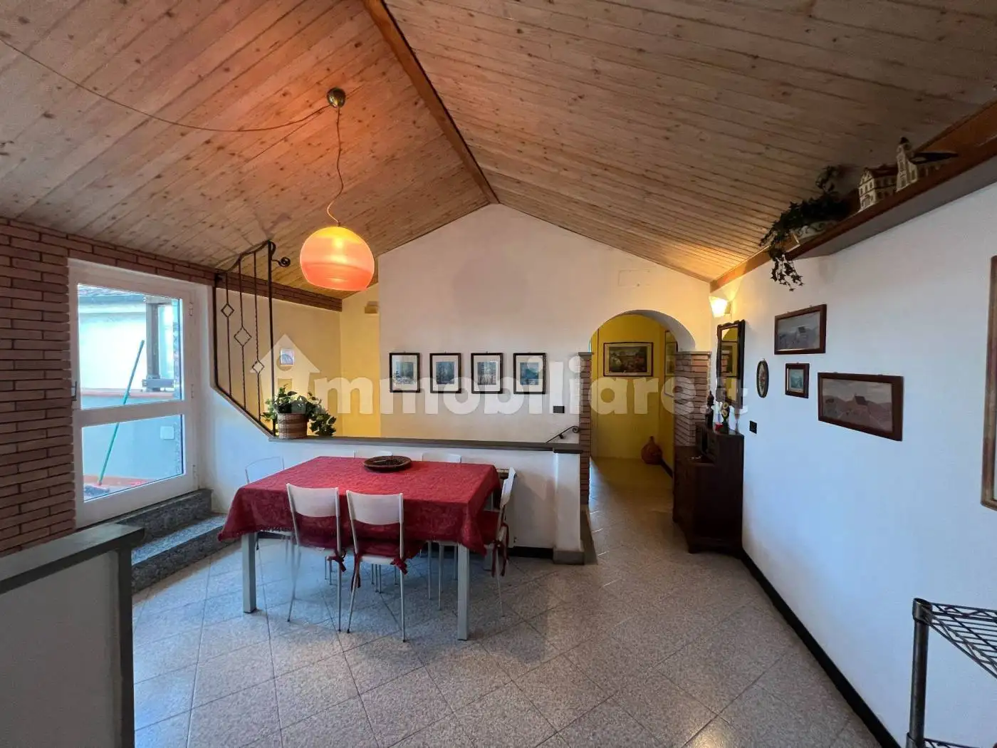 Casa indipendente in vendita a Follo