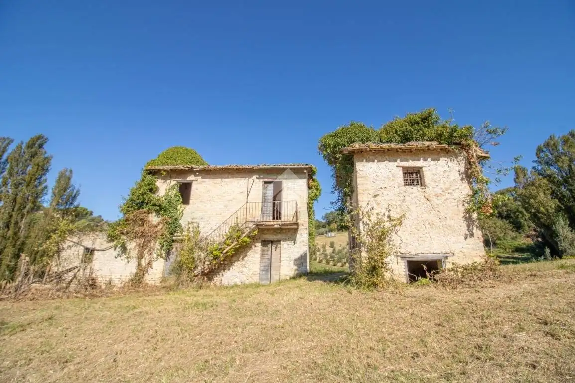 Casa indipendente in vendita a Torri in Sabina