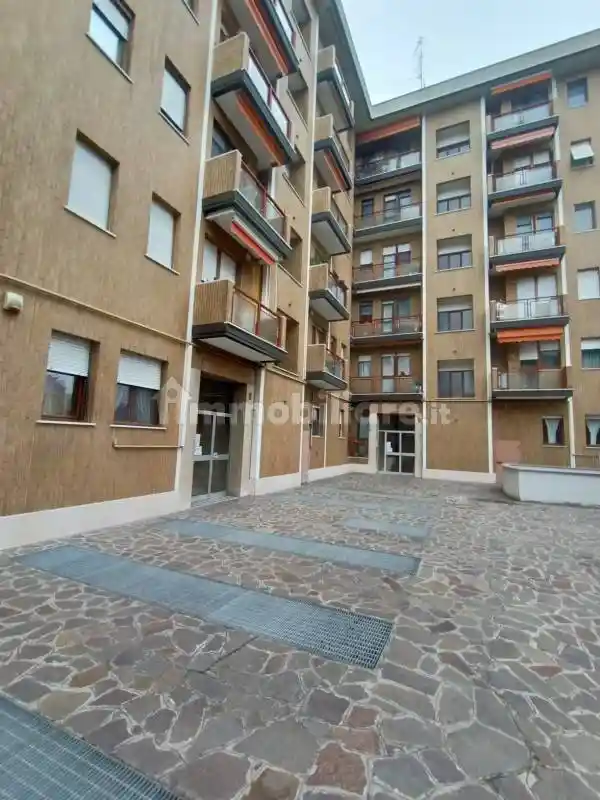 Monolocale ottimo stato, primo piano, Quarto Cagnino, Milano - foto 4