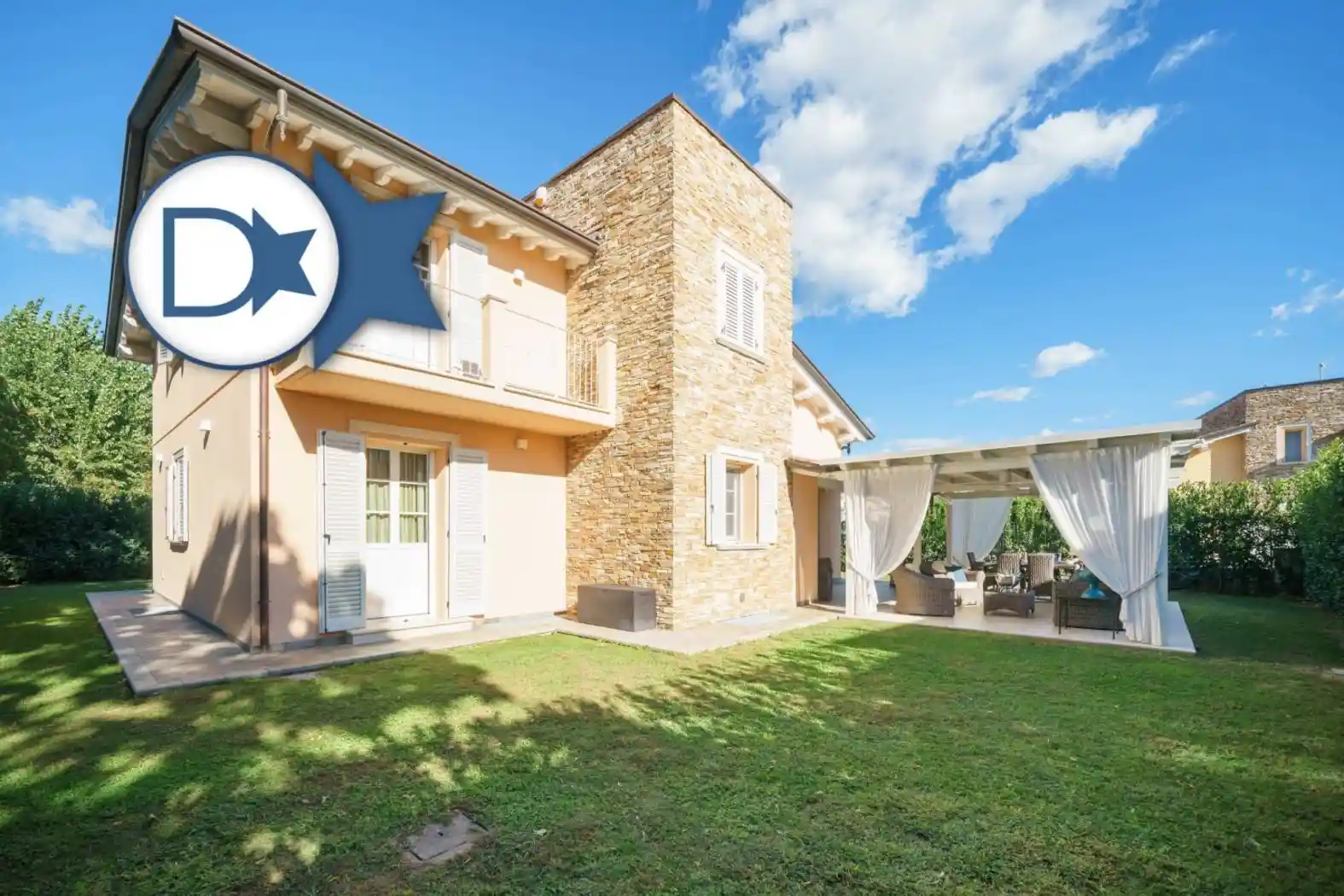 Villa in vendita a Pietrasanta