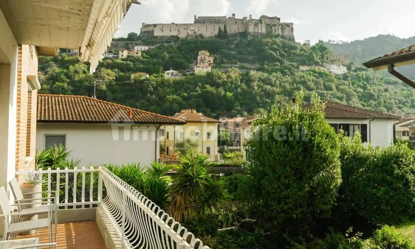 Appartamento in vendita a Massa