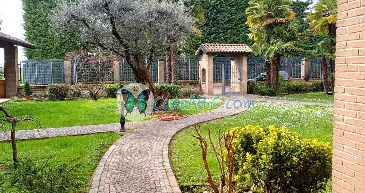 Terratetto unifamiliare via Provinciale Est, Calcinate - foto 2