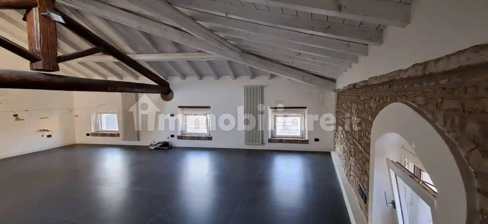 Mansarda via Giovanni Chiassi 8, Centro, Castiglione delle Stiviere - foto 2