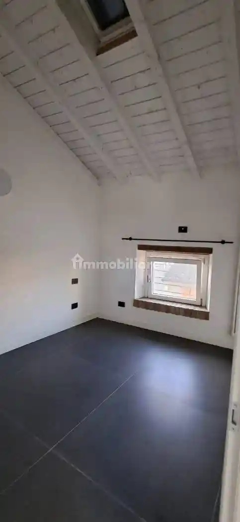 Mansarda via Giovanni Chiassi 8, Centro, Castiglione delle Stiviere - foto 5