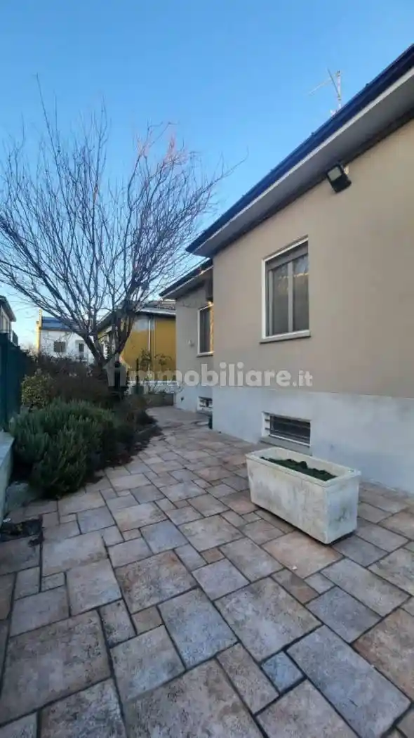 Villa unifamiliare Strada Farnesiana, Mucinasso, Piacenza - foto 5