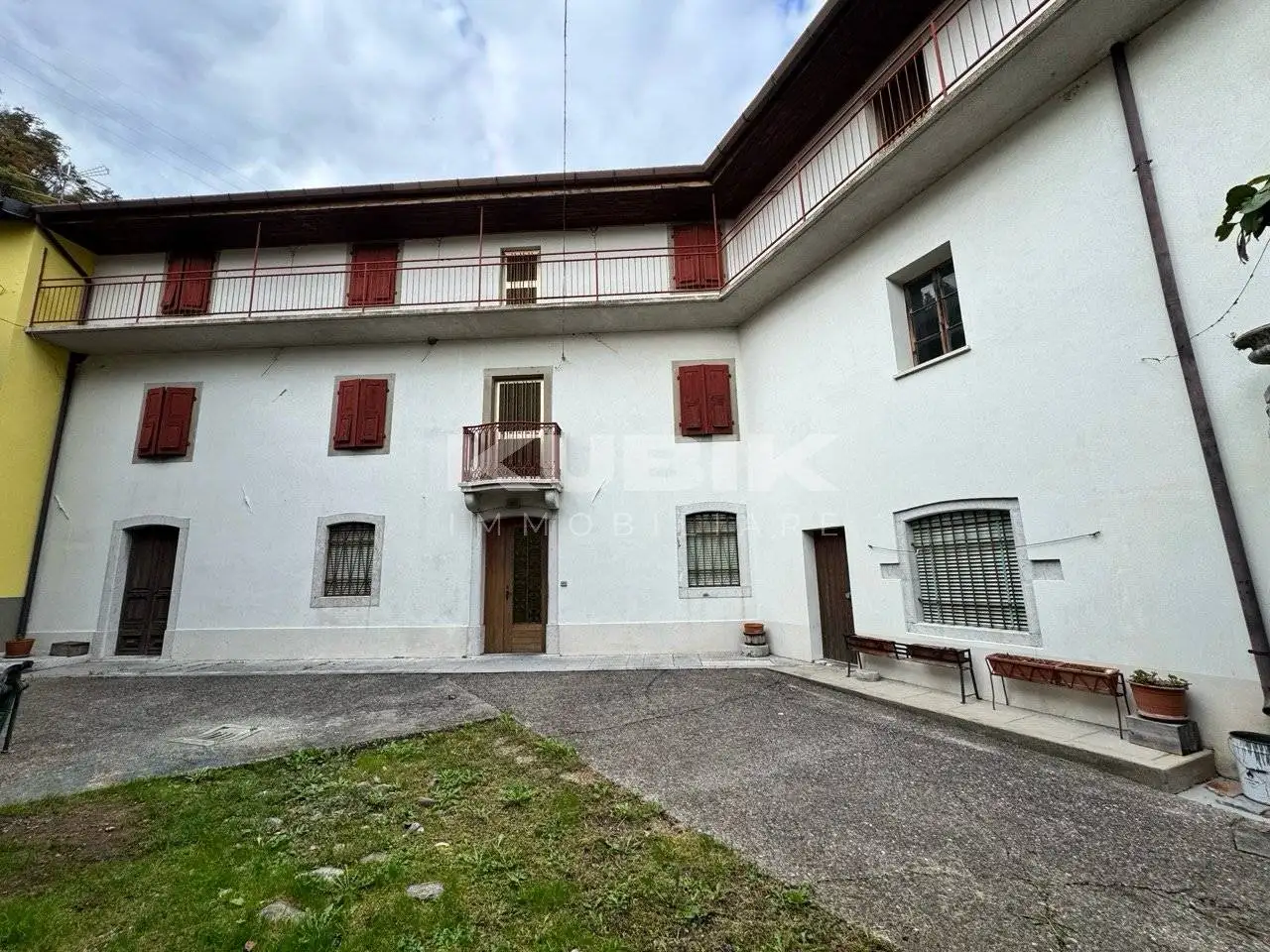 Villa in vendita a Tolmezzo