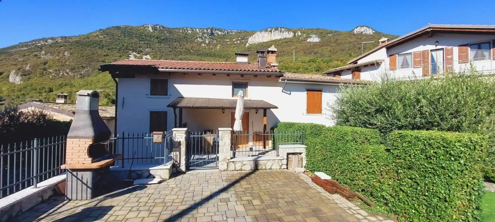 Rustico - Casale in vendita a Caprino Veronese