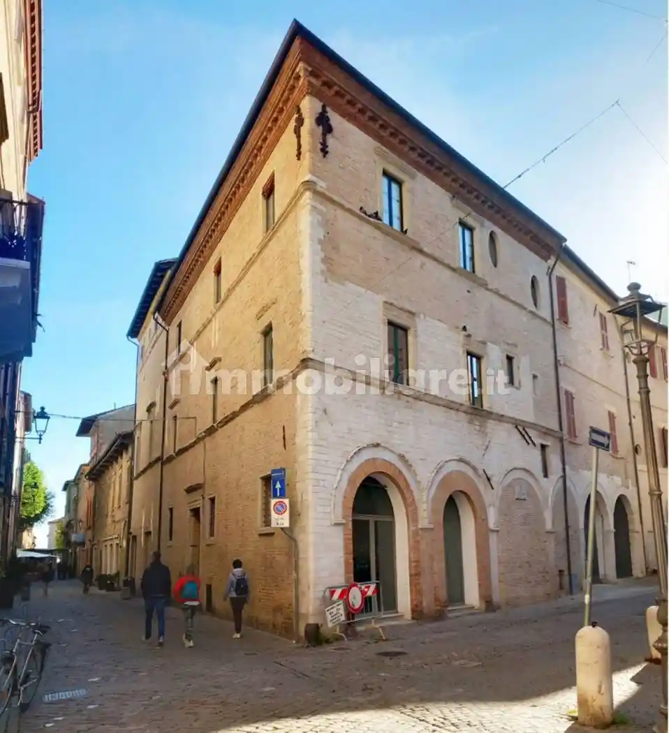 Appartamento in affitto a Fano