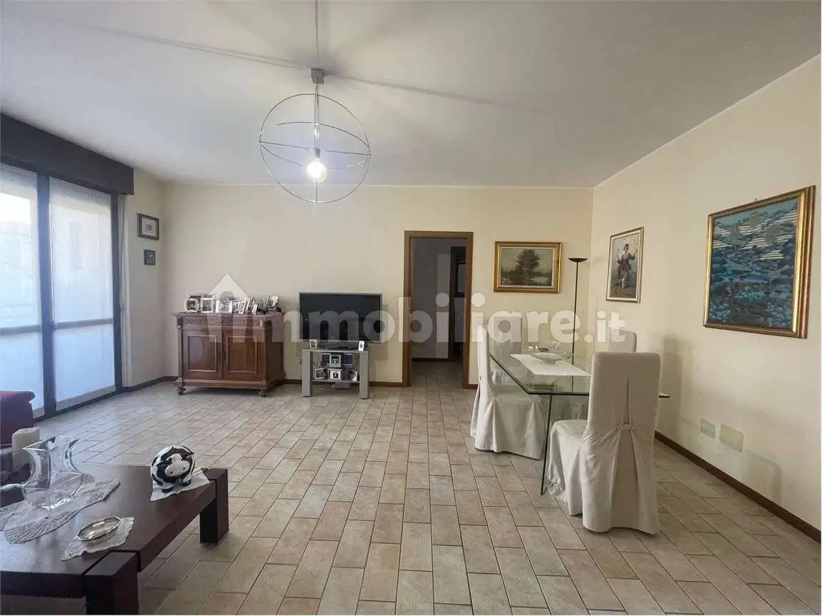 Trilocale via Milano, 11 D, Centro, Bellusco - foto 2