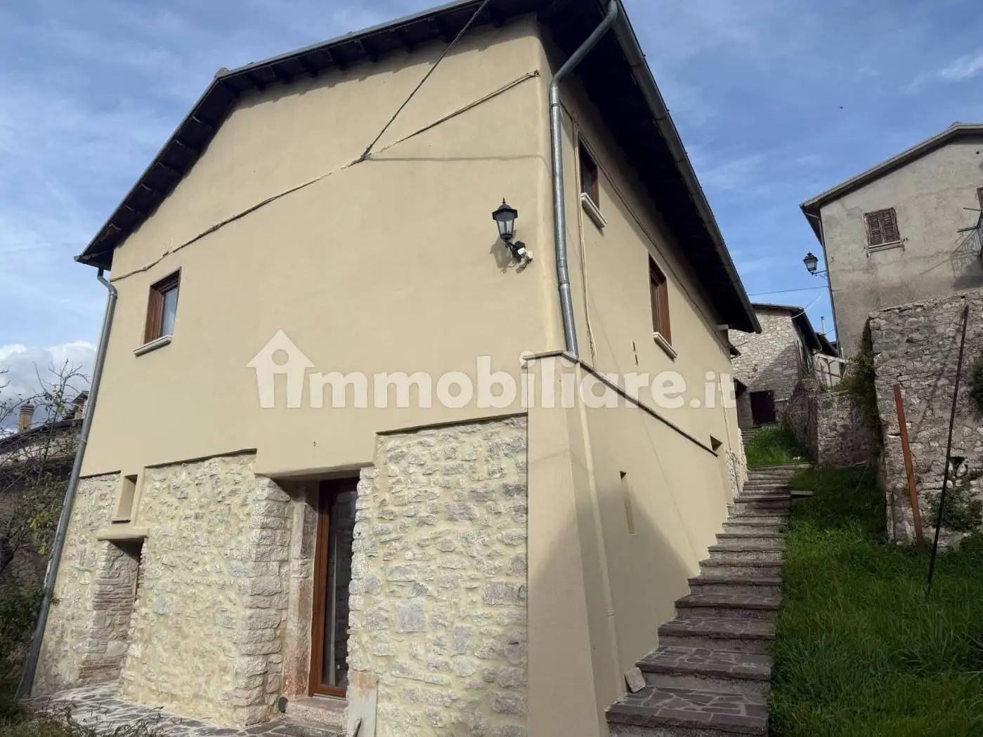 Casa indipendente in vendita a Cascia