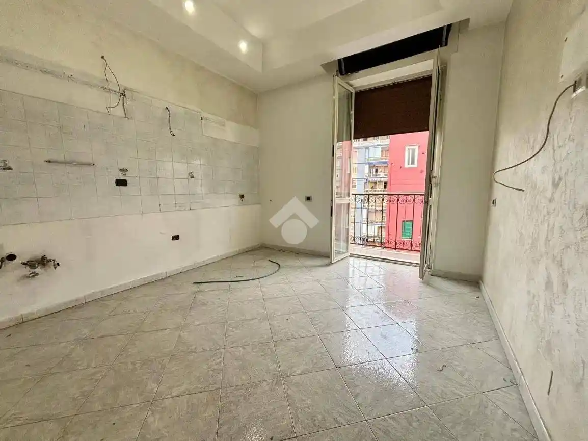 Trilocale via Nuova Poggioreale 46, Centro Direzionale, Napoli - foto 2