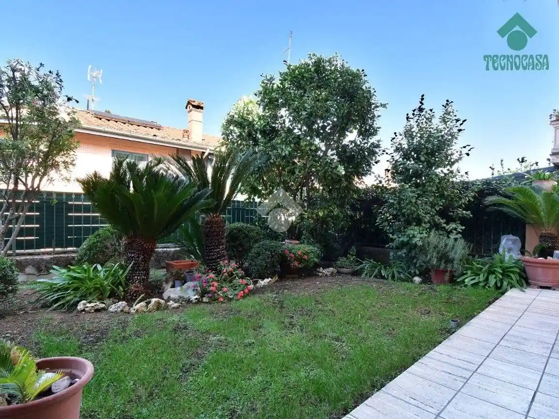 Villa bifamiliare via dei carvilii 60, Quarto Miglio, Roma - foto 4