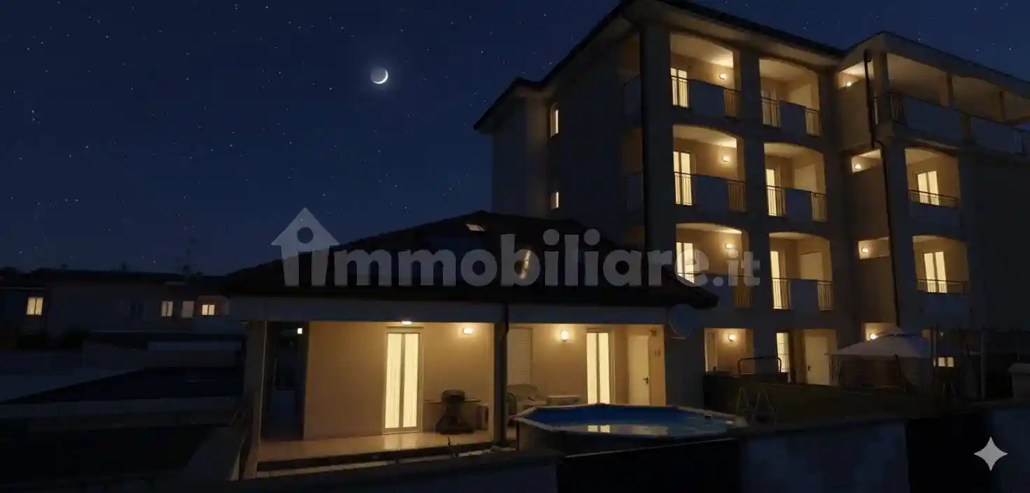 Villa in vendita a Trecate