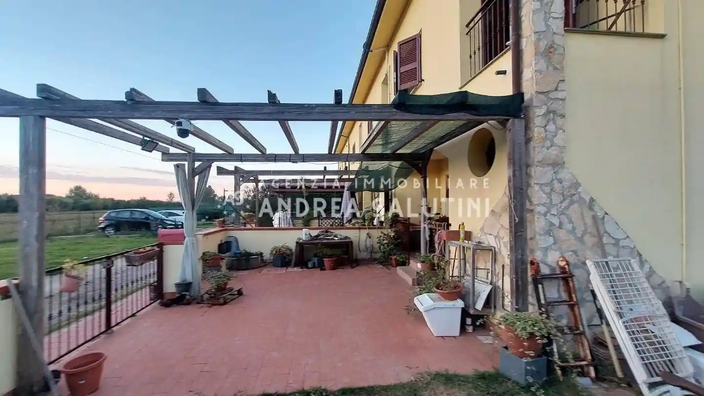 Villa a schiera 5 locali, buono stato, Crespina e Lorenzana - foto 2
