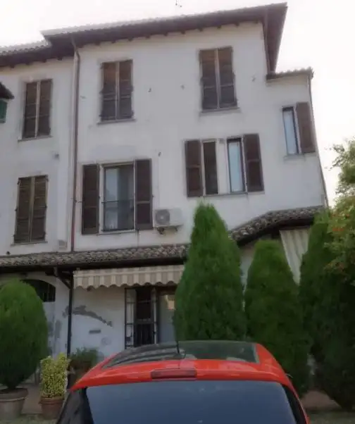 Casa indipendente in asta a Bressana Bottarone