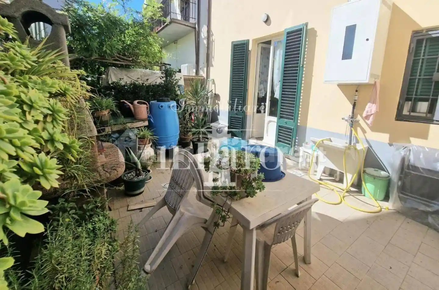 Casa indipendente in vendita a Campi Bisenzio