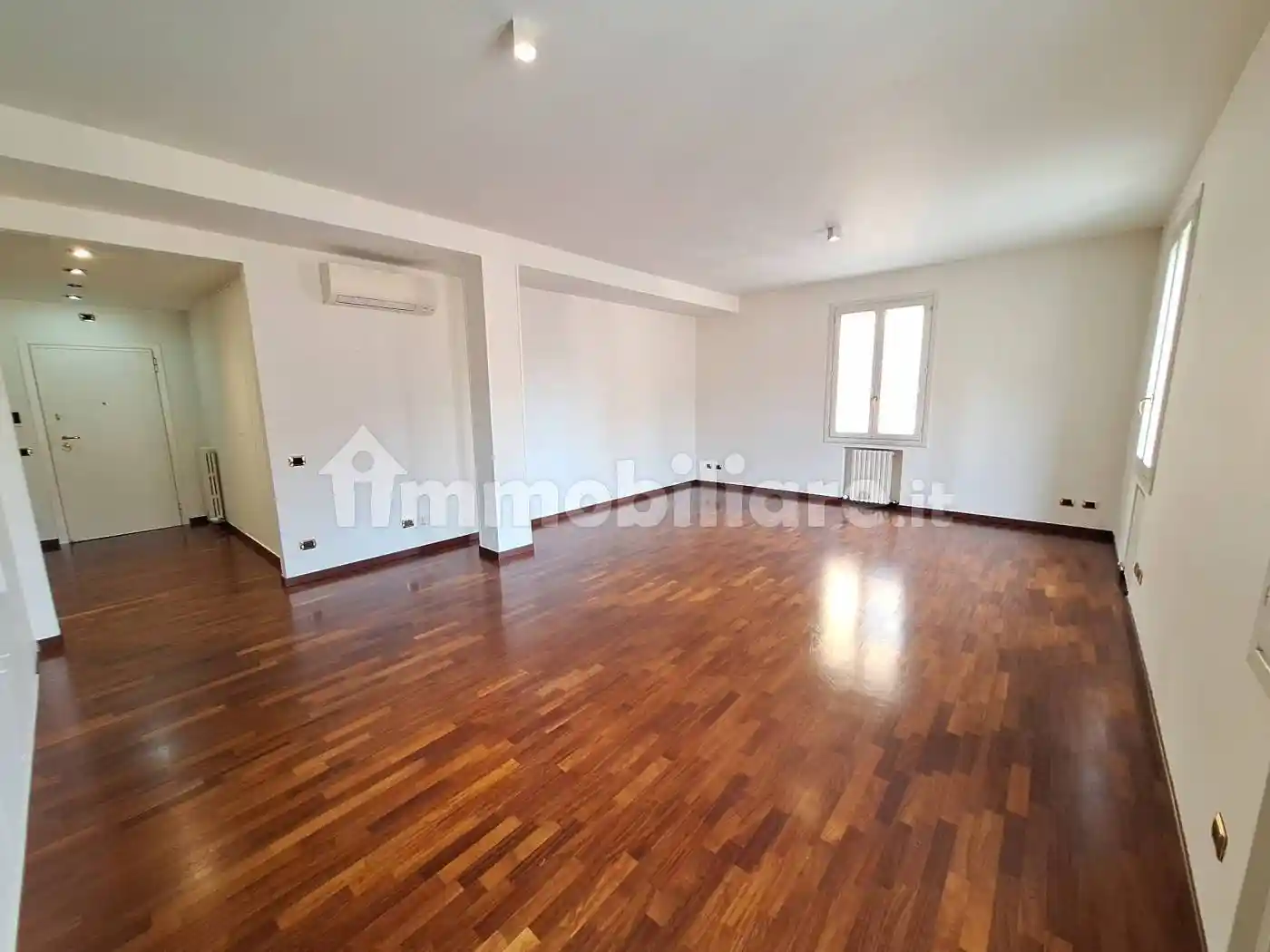 Appartamento in vendita a Modena