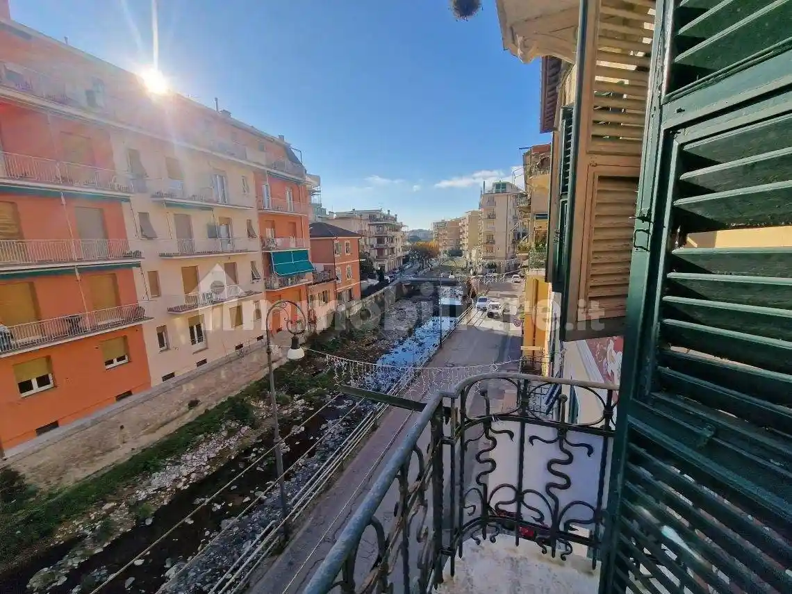 Appartamento in vendita a Rapallo
