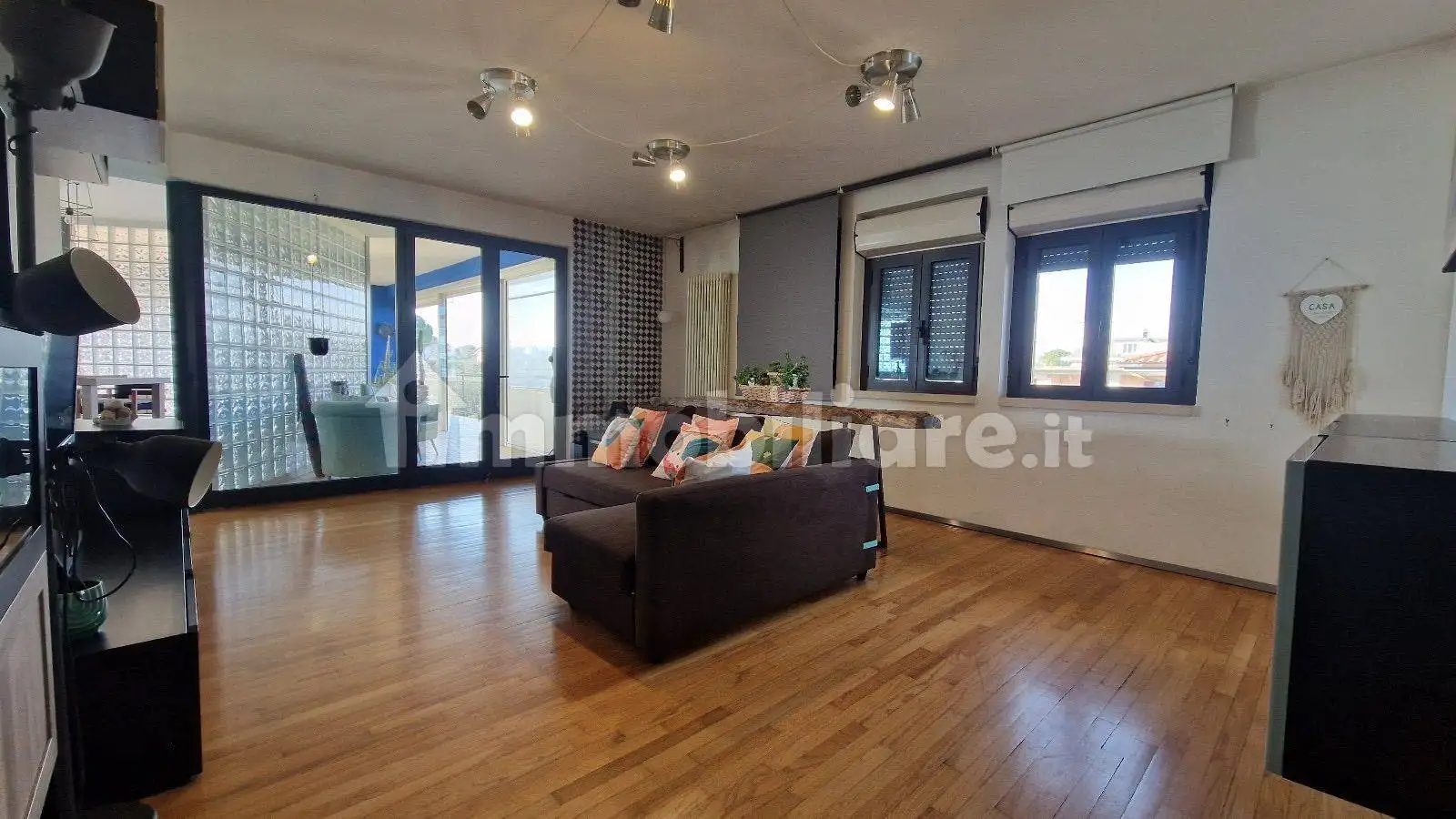 Villa in vendita a Sant'Egidio alla Vibrata