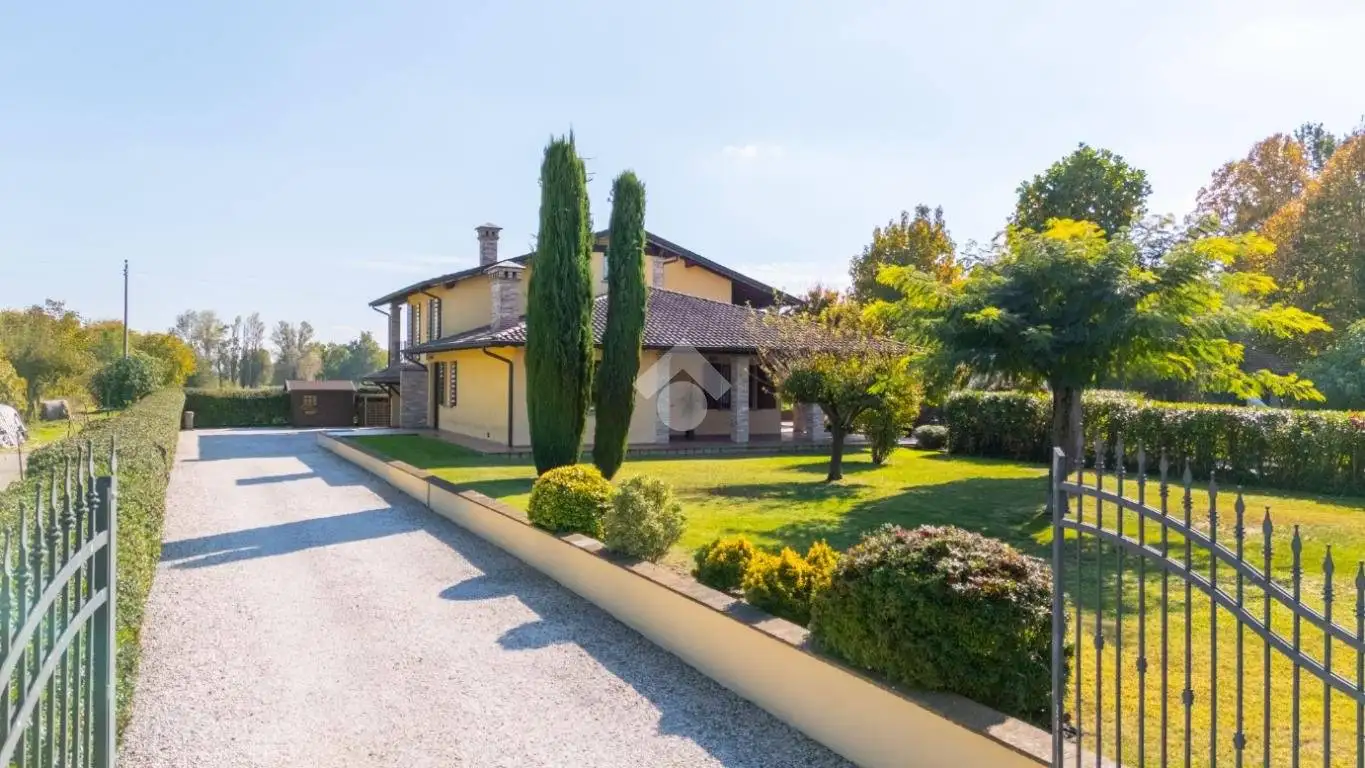 Villa bifamiliare via F. Cavatorti 21, Centro, Campegine - foto 3