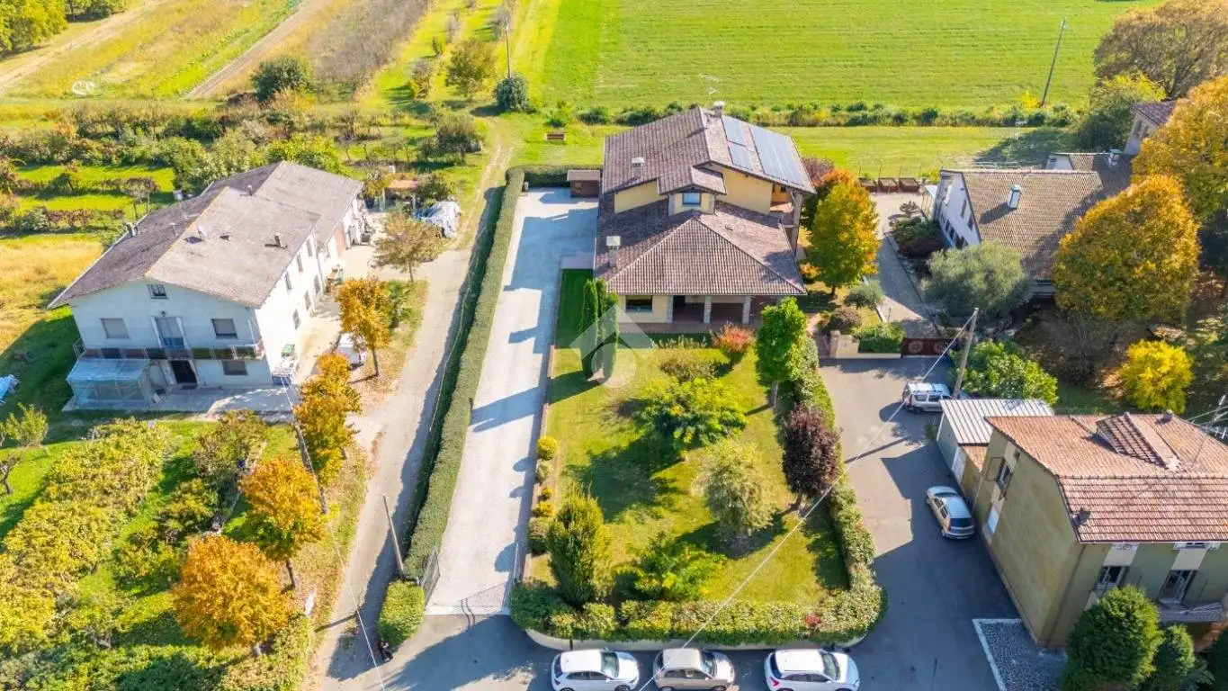 Villa bifamiliare via F. Cavatorti 21, Centro, Campegine - foto 4