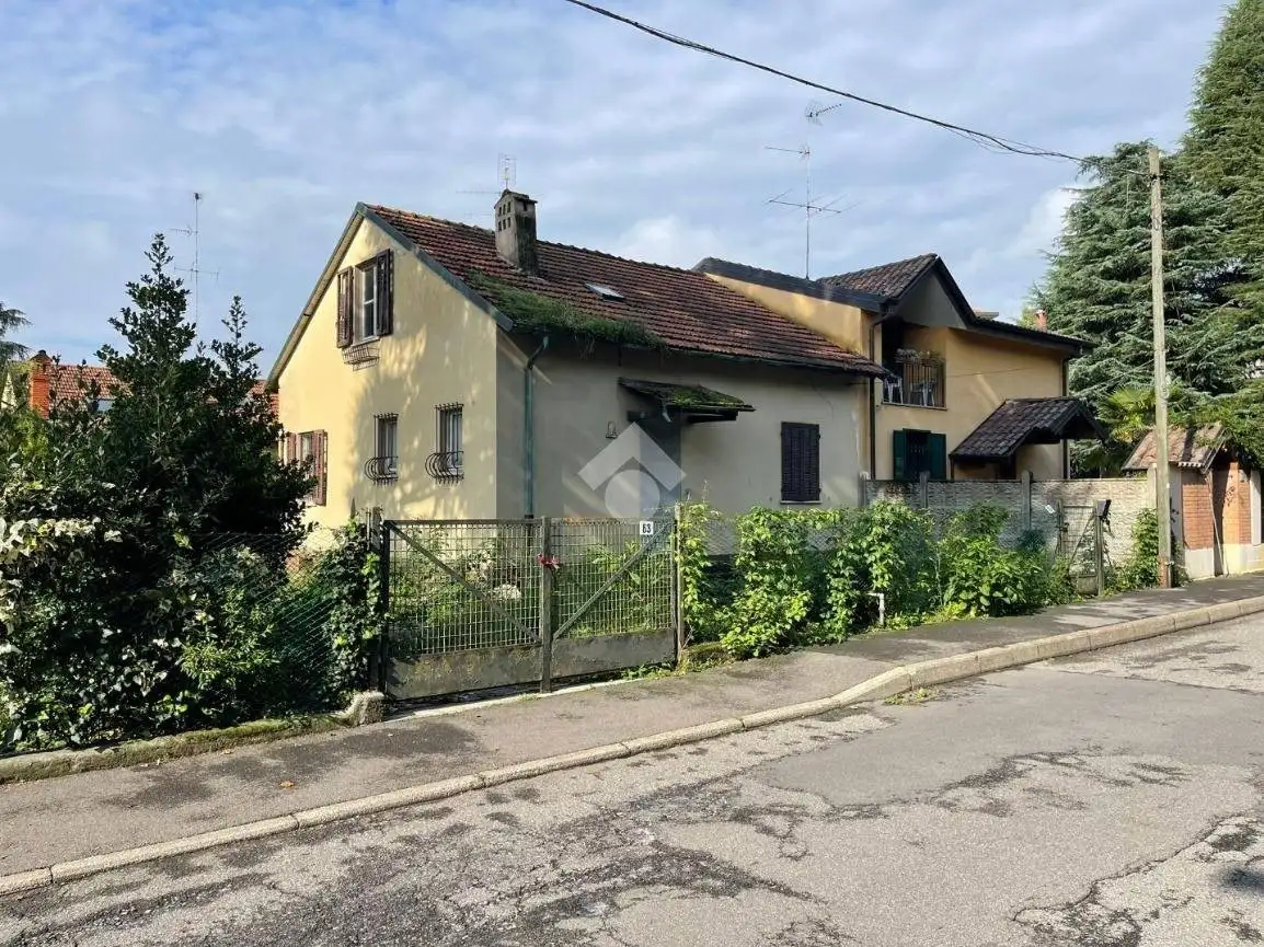 Villa in vendita a Legnano