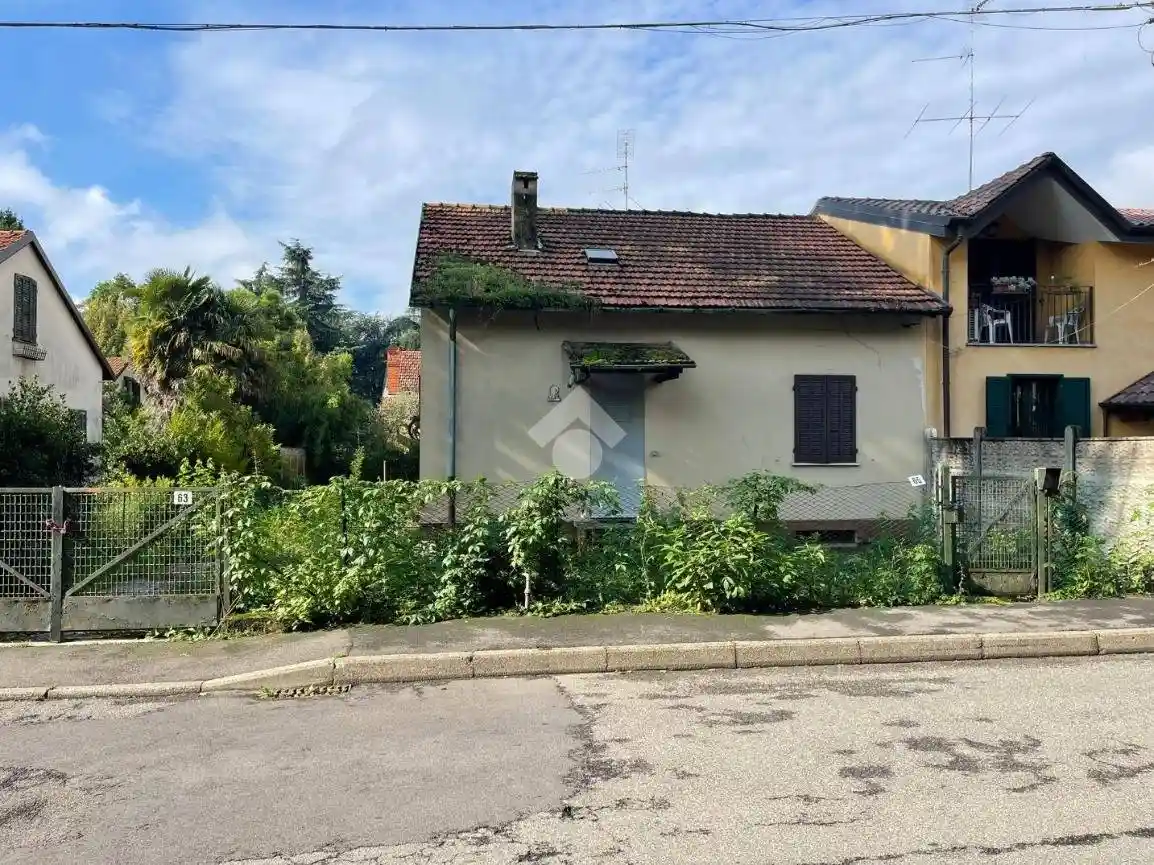 Villa bifamiliare via A. Canova 65, Frati, Legnano - foto 2