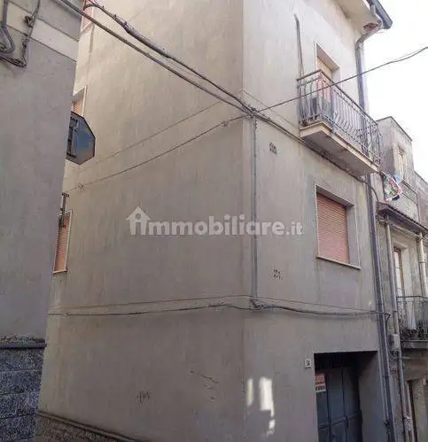 Palazzo - Edificio in vendita a Bronte