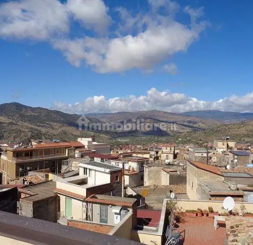 Appartamento in vendita a Bronte