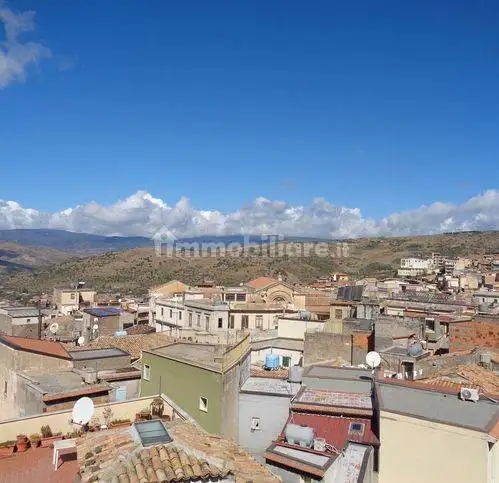 Appartamento via Gabriele D'Annunzio 52, Bronte - foto 2