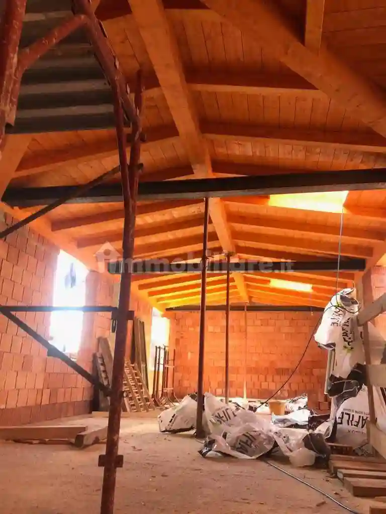 Terratetto plurifamiliare via Giacomo Puccini 3, Comun Nuovo - foto 4