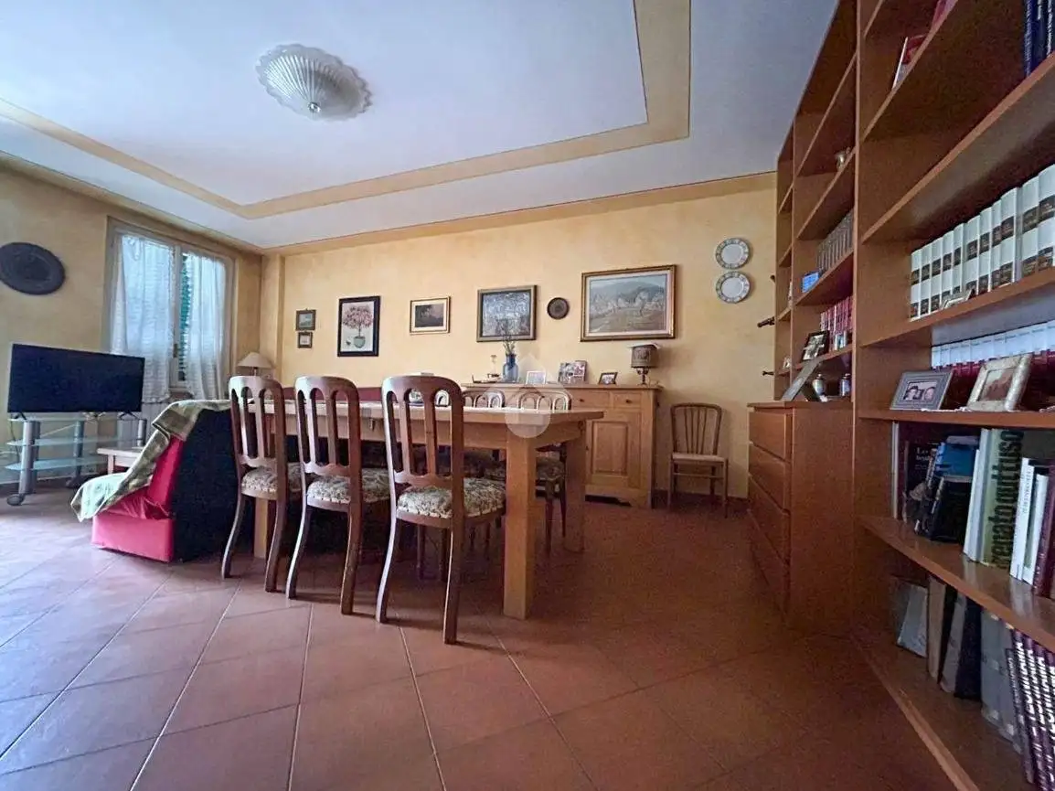 Trilocale via XXVI Aprile 5, Centro, Bagnolo Mella - foto 5