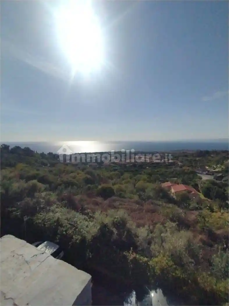 Casa indipendente in vendita a Aci Castello