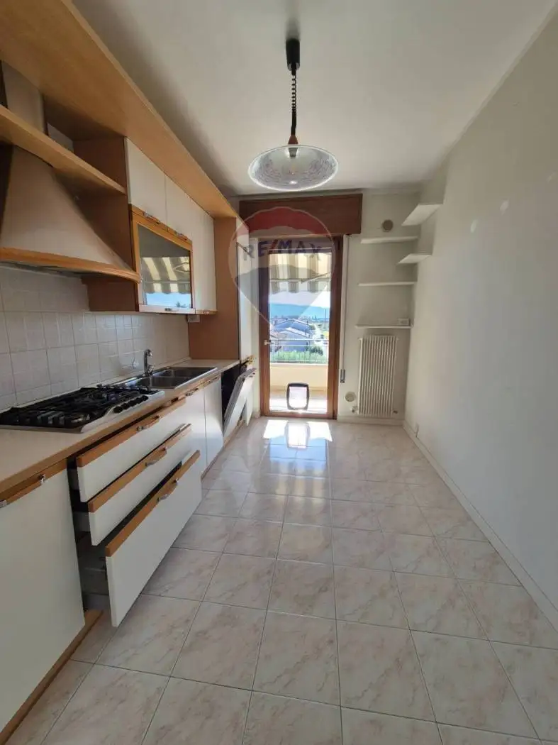 Appartamento in affitto a Torri di Quartesolo