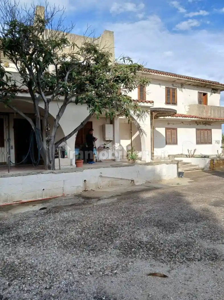 Villa in vendita a Caltanissetta
