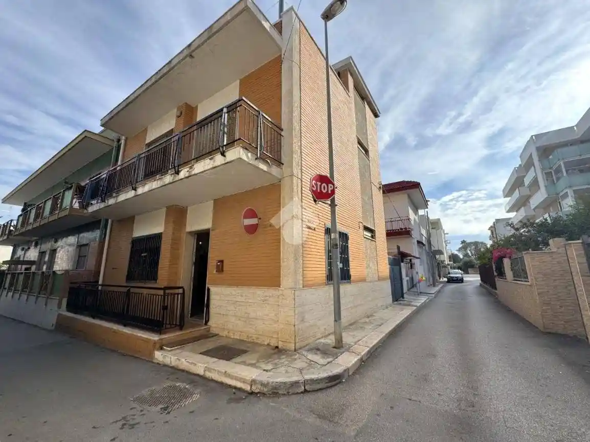 Casa indipendente in vendita a Bari