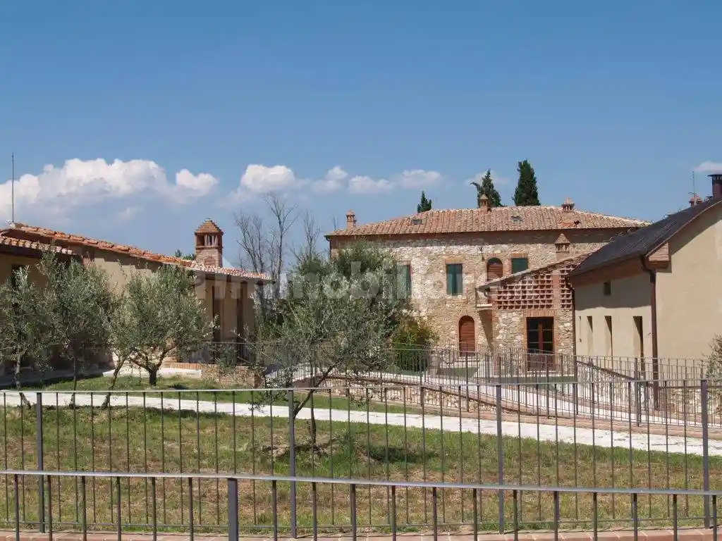 Rustico - Casale in vendita a Asciano