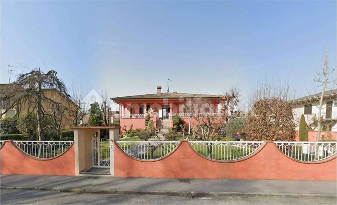 Villa in asta a Malagnino