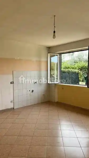 Appartamento in vendita a Scandriglia