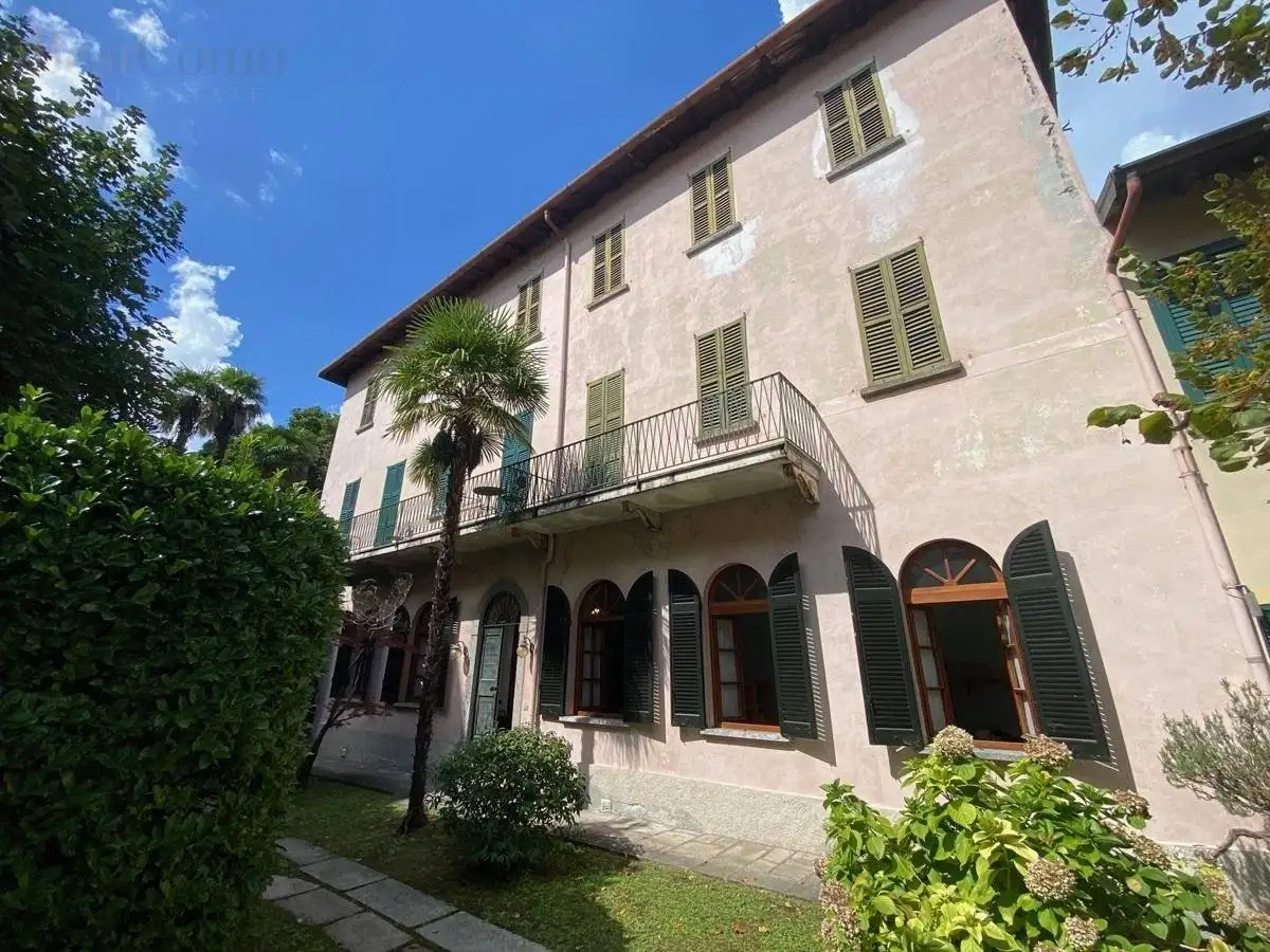 Appartamento in vendita a Tremezzina