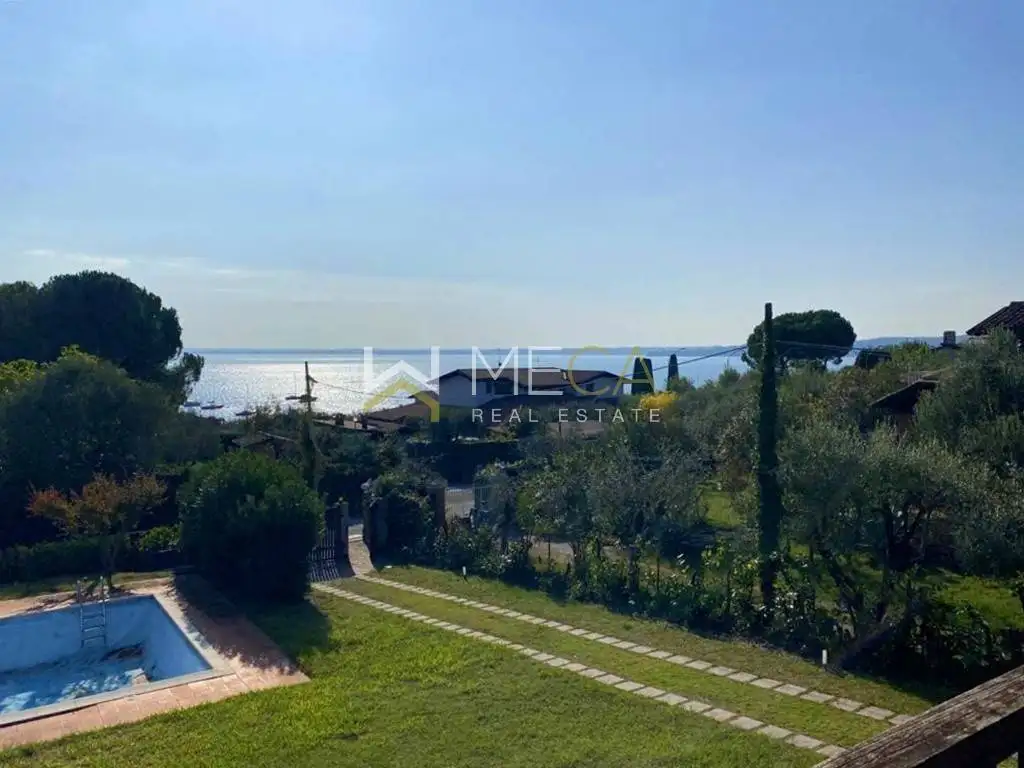 Villa in vendita a Moniga del Garda