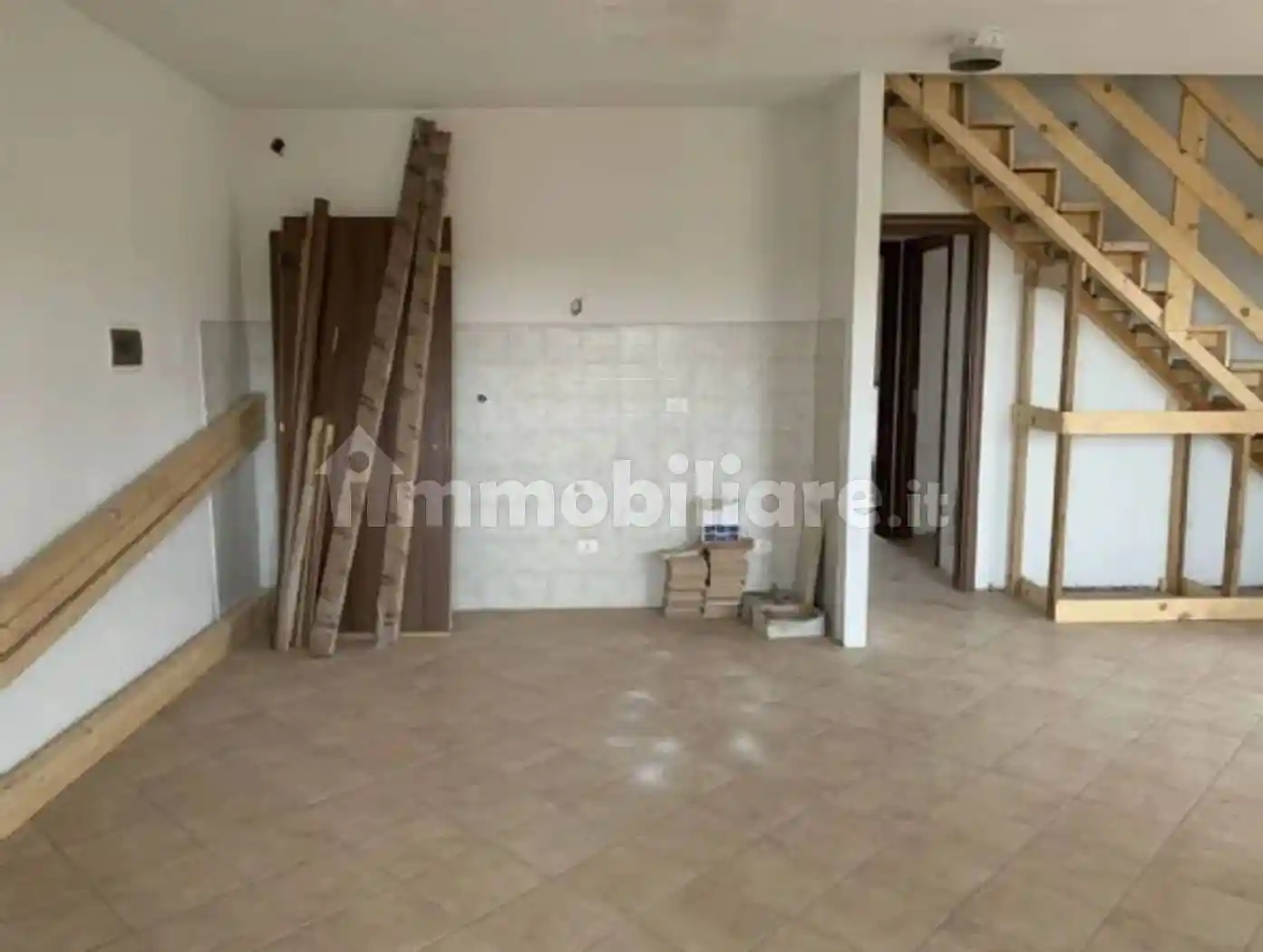 Appartamento in vendita a Reggello